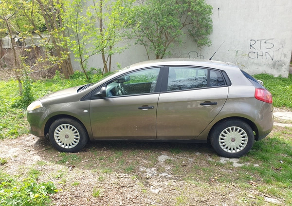 Fiat Bravo cena 9900 przebieg: 244242, rok produkcji 2010 z Łódź małe 137